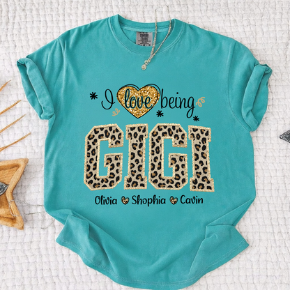 Comfort Colors Personalized I Love Being Gigi Shirt - Leopard Print Custom Grandkids Names Tee