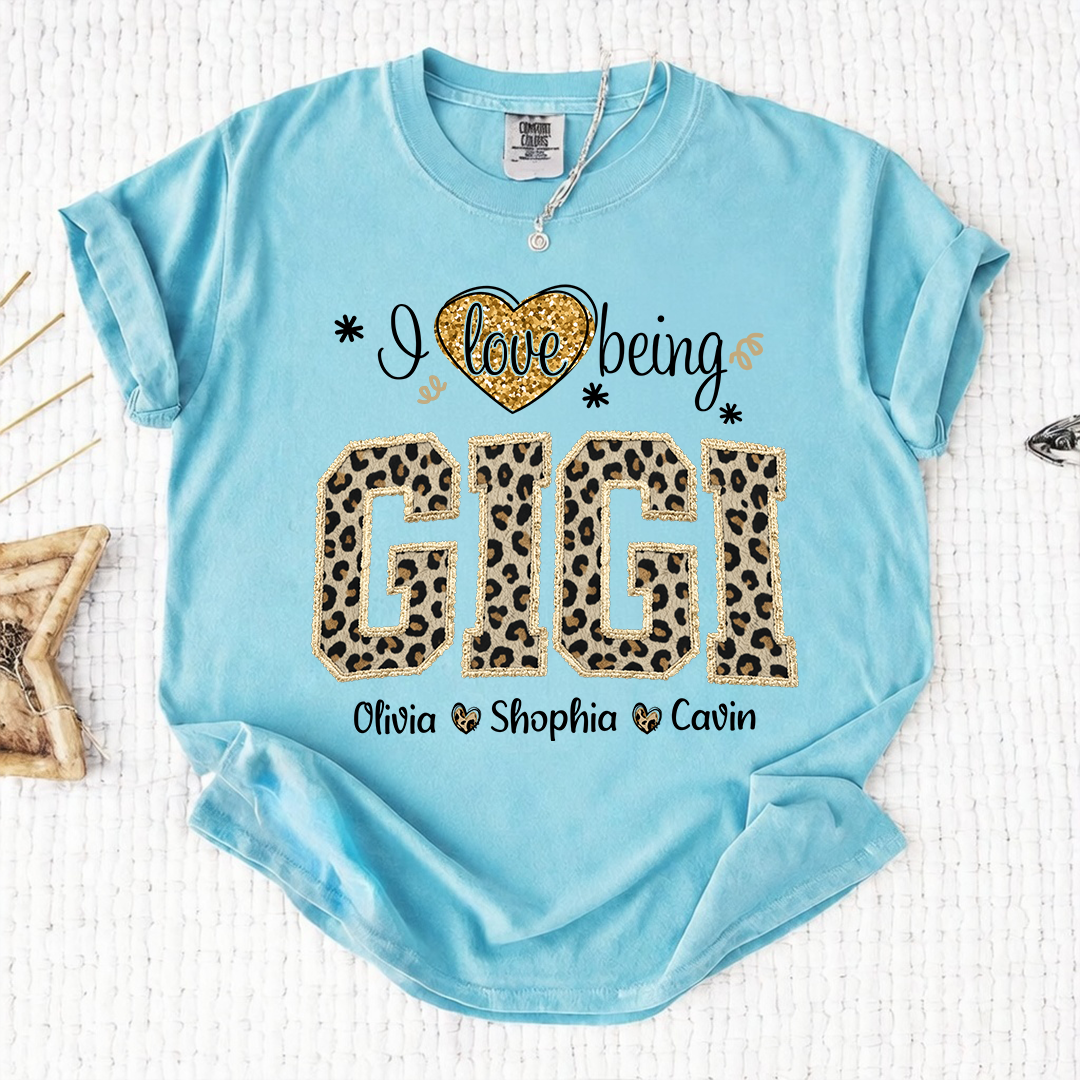 Comfort Colors Personalized I Love Being Gigi Shirt - Leopard Print Custom Grandkids Names Tee