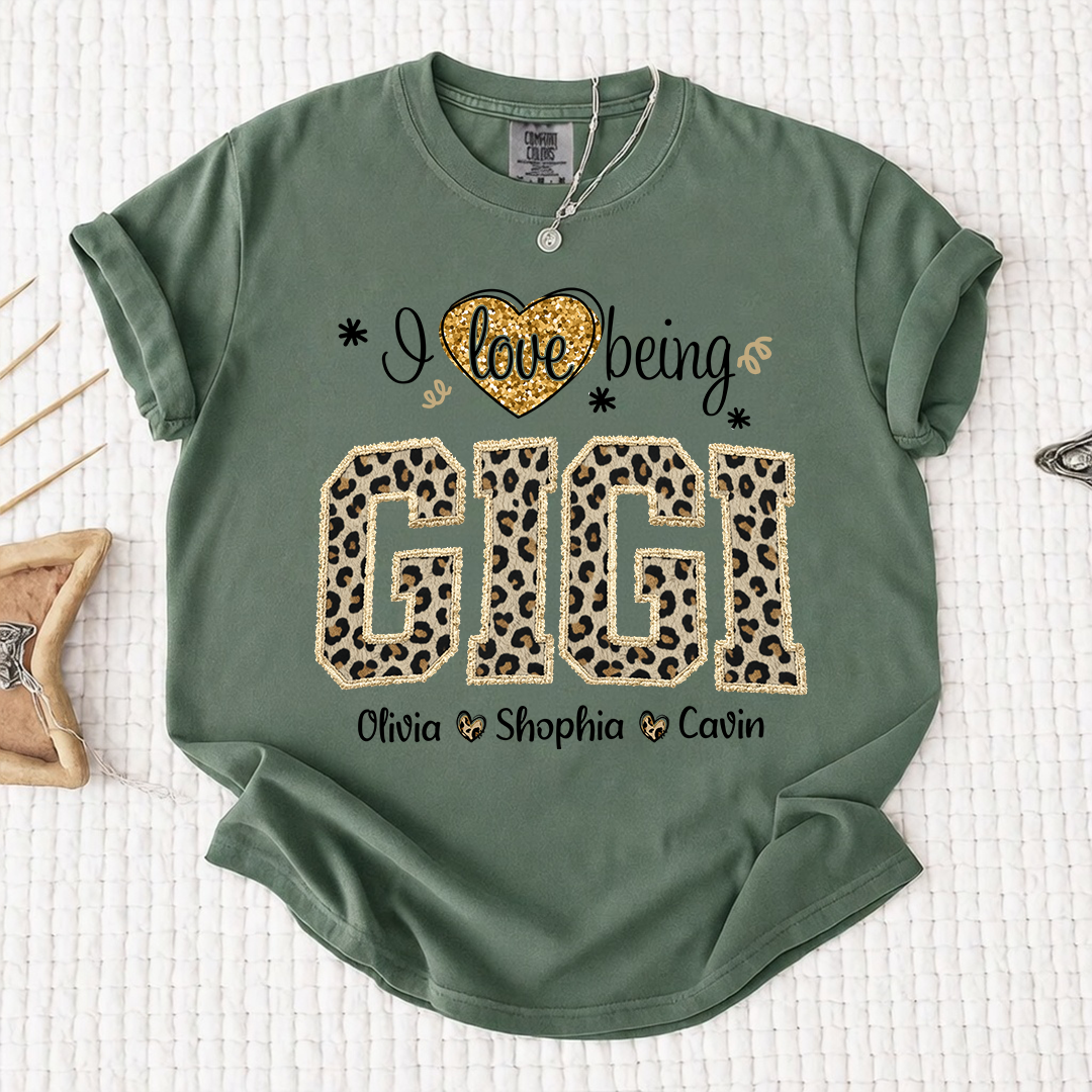 Comfort Colors Personalized I Love Being Gigi Shirt - Leopard Print Custom Grandkids Names Tee