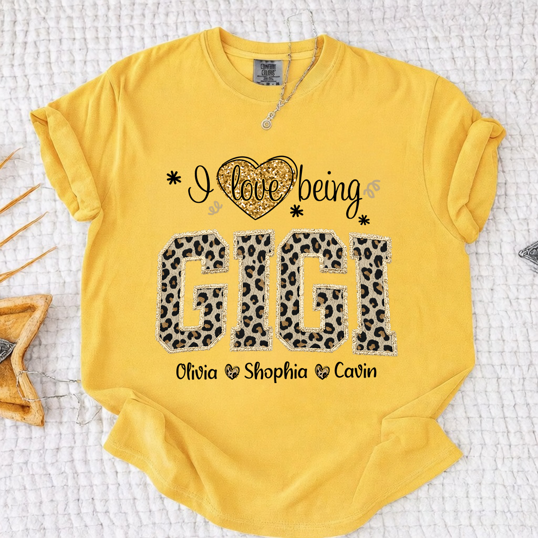 Comfort Colors Personalized I Love Being Gigi Shirt - Leopard Print Custom Grandkids Names Tee