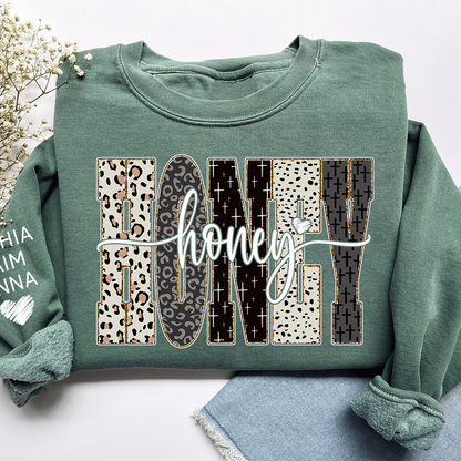 Personalized Honey Leopard Sweatshirt – Custom Bible Style Design, Unique Gift for Grandma and Her Grandkids