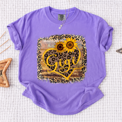 Comfort Colors Leopard Print Gigi Shirt, Personalized Sunflower Heart T-Shirt, Cute Grandmother Gift, Gigi Floral Leopard Tee, Gift for Mother's Day