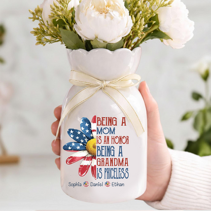 Custom Ceramic Flower Vase, In a World Full of Grandmas Be a Mimi with Family Names, Perfect Gift for Grandma