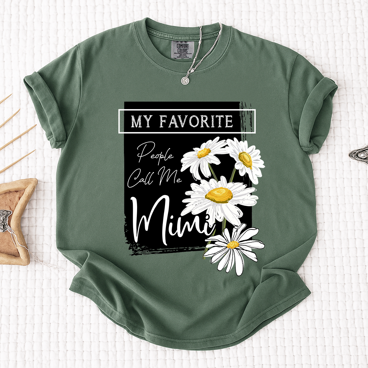 Comfort Colors® Personalized Mimi Shirt, My Favorite People Call Me Tee with Daisy Design, Custom Gift for Grandma