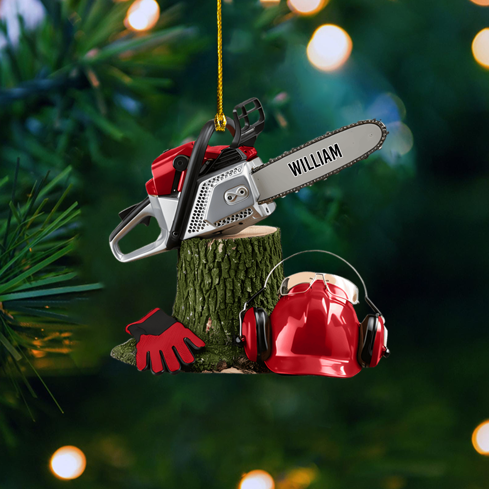 Personalized Chainsaw Ornament – Custom Name Chainsaw Christmas Decoration for Tree Workers and Woodcutters Ornament