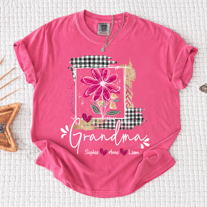 Comfort Colors® Personalized Grandma Shirt with Family Names, Custom Floral Daisy Design, Perfect Gift for Grandma