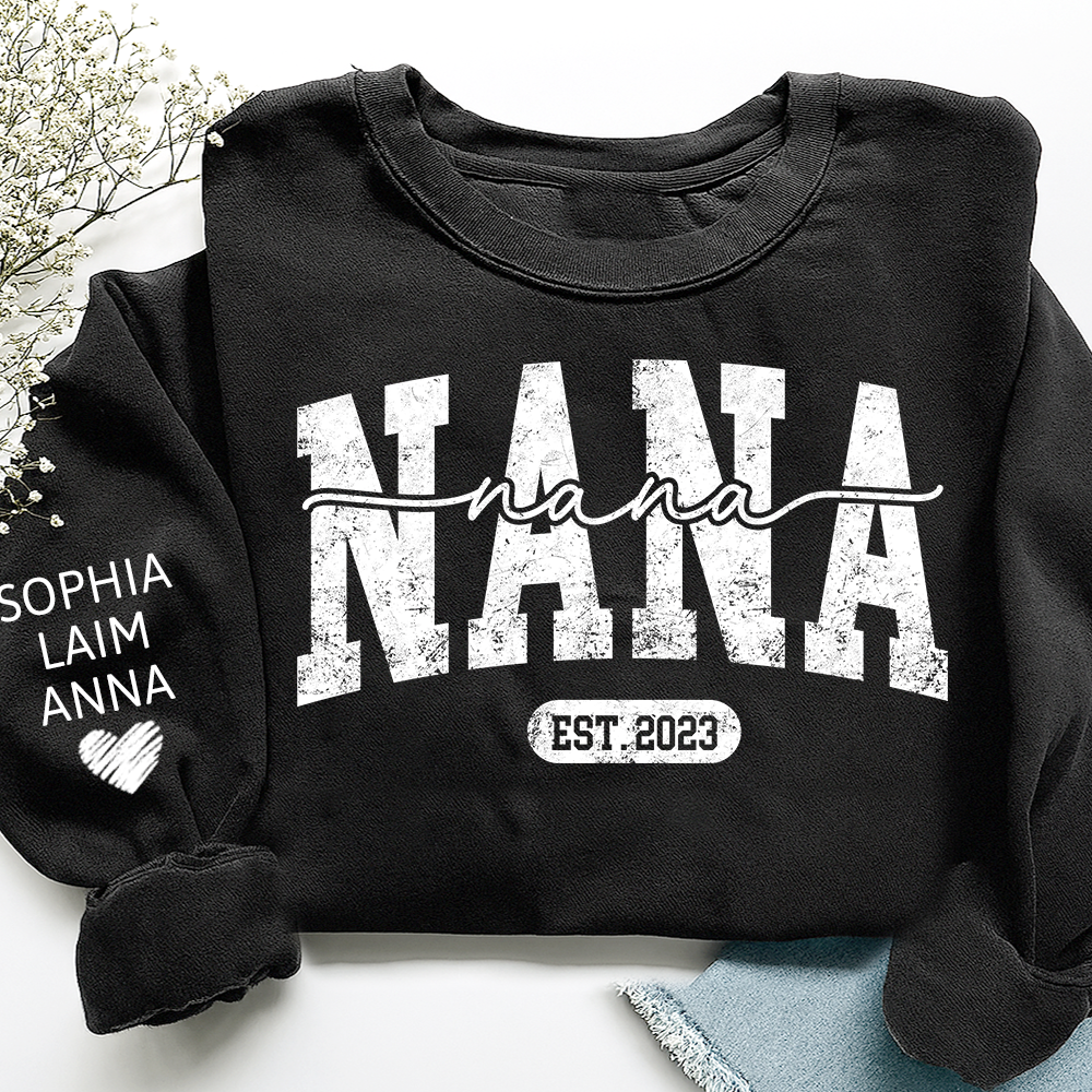 Personalized Nana Est. 2025 Custom Sweatshirt Gift For Grandma And Grandchild