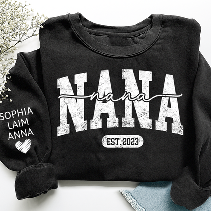 Personalized Nana Est. 2025 Custom Sweatshirt Gift For Grandma And Grandchild