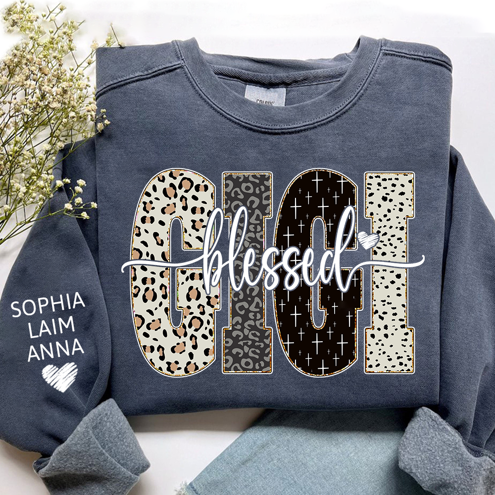 Personalized Blessed Gigi Leopard Sweatshirt – Custom Bible Style Design, Unique Gift for Grandma and Her Grandkids