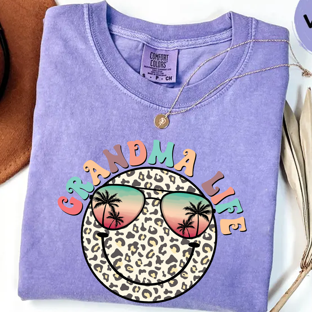 Comfort Colors® Grandma Life Summer Smile T-Shirt, Custom Grandma With Grandkids Shirt