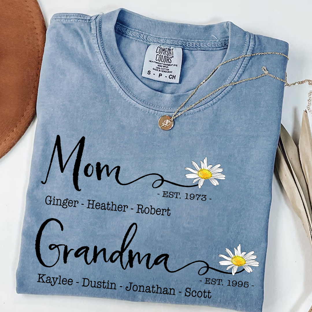 Personalized Mom & Grandma Shirt – Custom Family Name T-Shirt with Birth Year – Unique Gift for Mothers & Grandmothers, Birthday, Mother’s Day