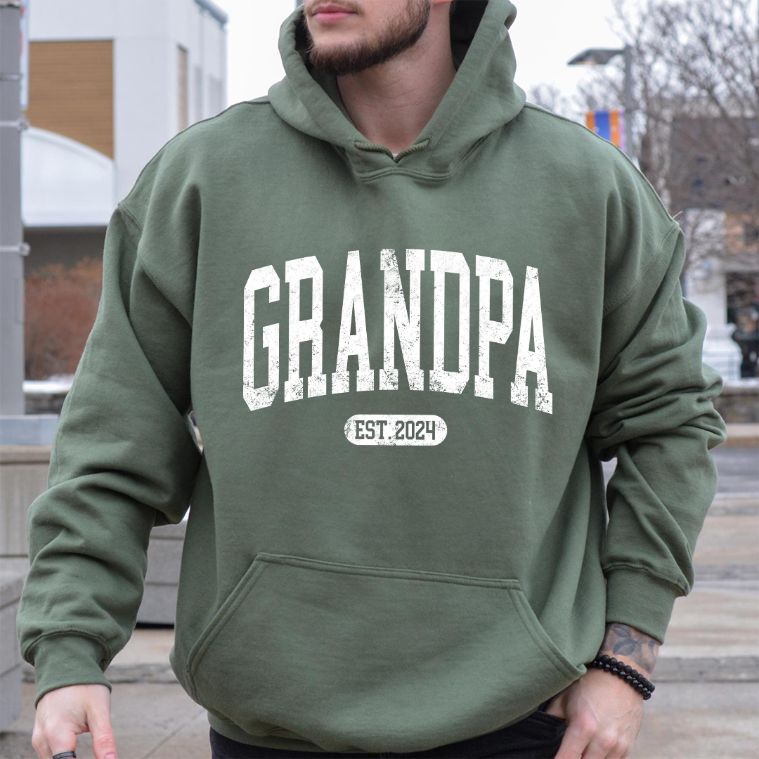 Personalized Papa Grandpa Daddy Papaw Hoodie for Men, Custom Name & Year EST. Sweatshirt, New Grandpa Gift 2026, Father’s Day Gift for Dad or Papa, Unisex Heavy Blend Pullover Hoodie