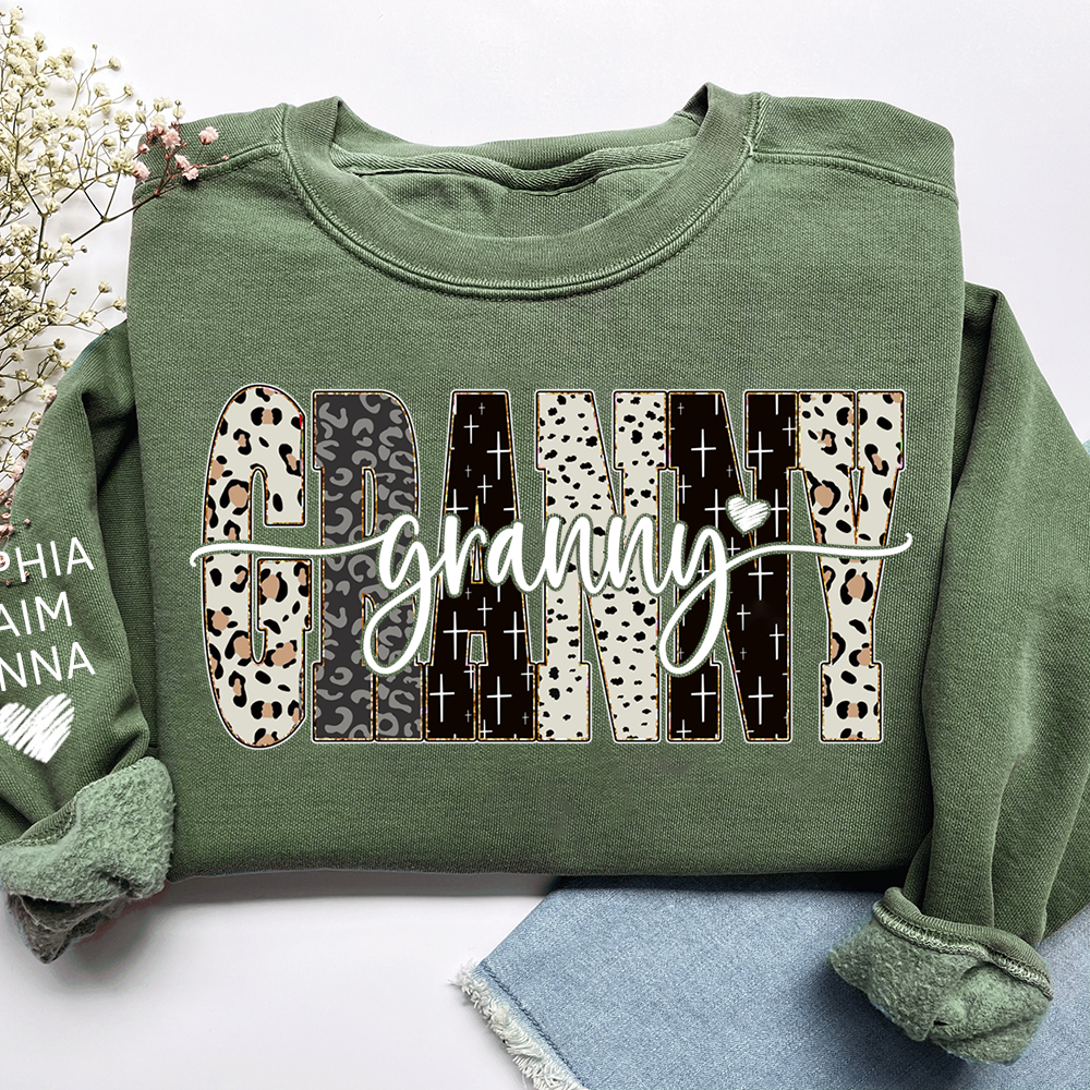 Custom Bible Style Granny Sweatshirt – Personalized Gift for Mom, Mama, or Grandma with Grandkids’ Names