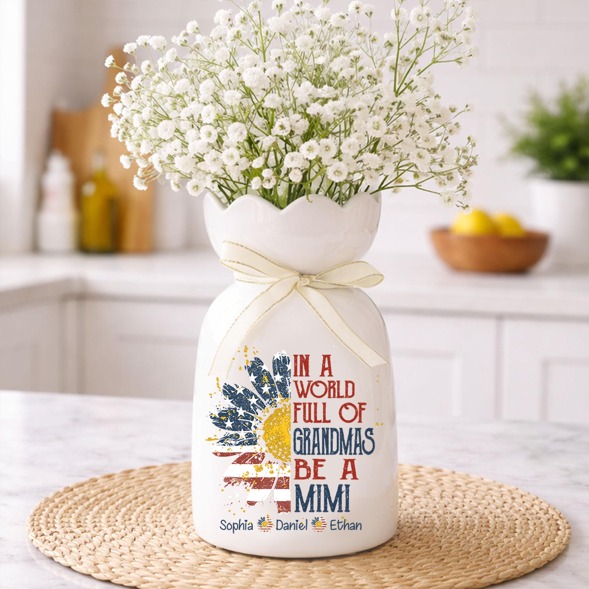 Personalized Mimi Flower Vase, In a World Full of Grandmas Be a Mimi, Custom Gift with Family Names