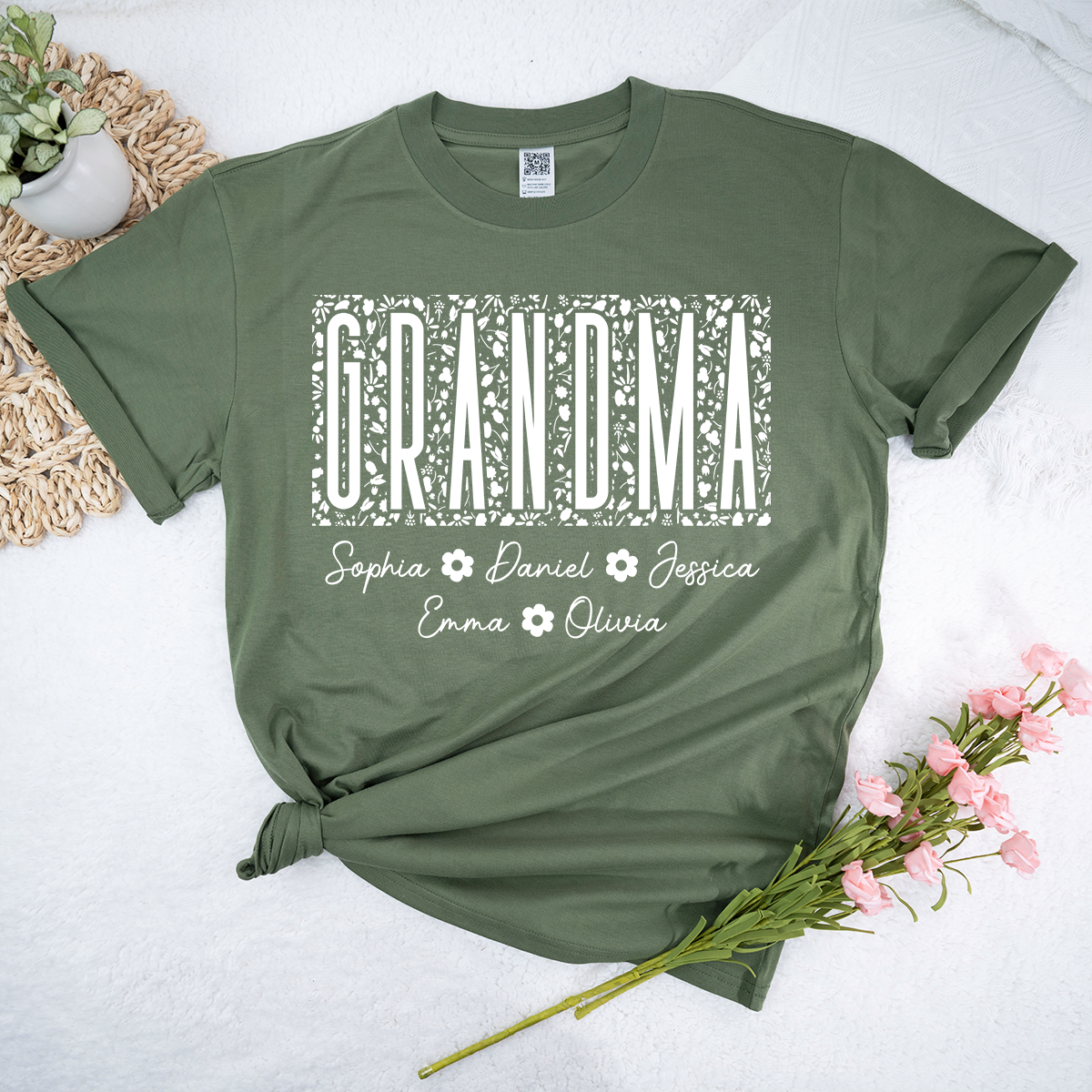 Custom Grandma Floral Shirt, Personalized Names of Grandchildren T Shirt, Meaningful Family Gift for Grandma