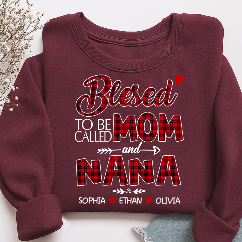 Christmas Mom And Grandma Shirt with Custom Kids’ Names, Cozy Holiday Gift
