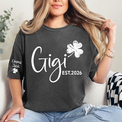 Gigi Shamrock Shirt For St Patrick’s Day, Cute Green Family T-Shirt For Grandma With The Names