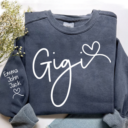 Custom Gigi Sweatshirt, Elegant Script Heart Design Personalized Names