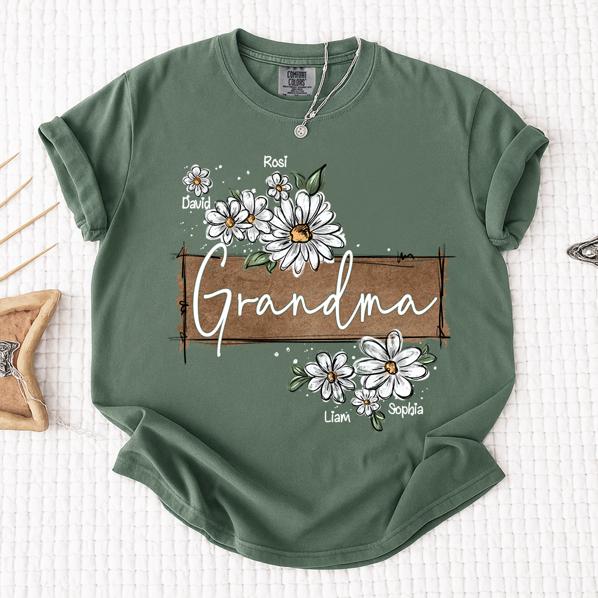 Comfort Colors® Personalized Mimi Floral Shirt, Custom Grandma T-Shirt with Daisy Design For Gitf Family