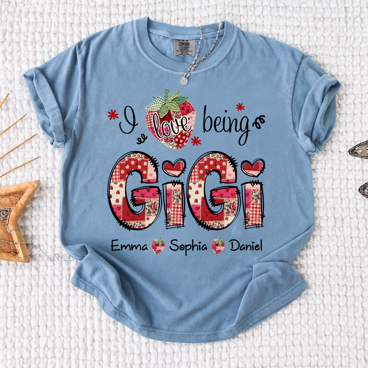 Comfort Colors Personalized I Love Being Gigi Shirt, Custom Grandma Strawberry Patchwork Tee with Names, Gift for Grandma