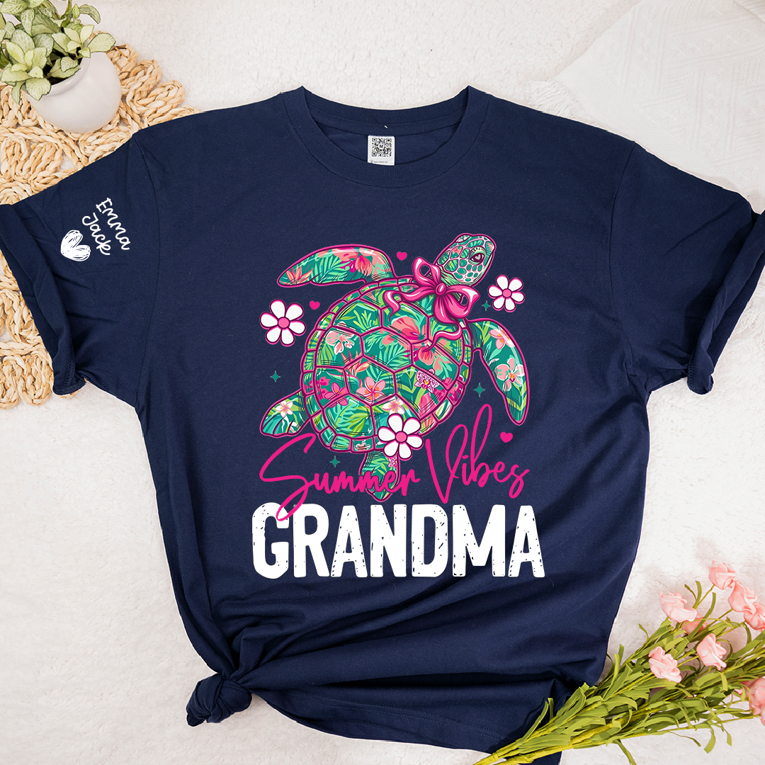Grandma Summer Vibes T Shirt, Cute Sea Turtle Graphic Tee, Coastal Beach Grandma Shirt, Summer Vacation Gift for Women