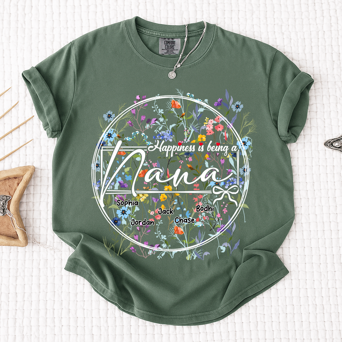 Comfort Colors® Happiness is Being a Nana - Personalized Floral Shirt with Kids’ Names, Ideal Gift for Nana