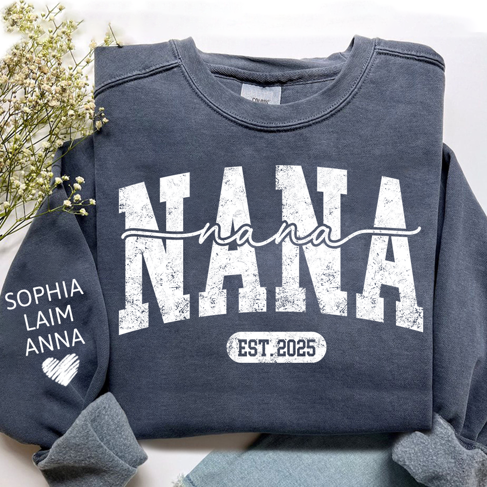 Personalized Nana Est. 2025 Custom Sweatshirt Gift For Grandma And Grandchild