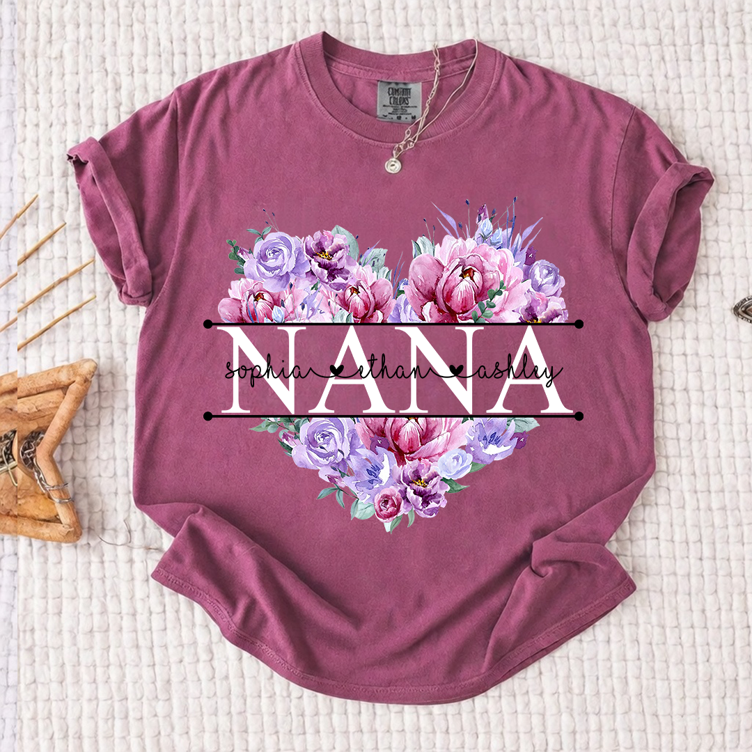 Comfort Color Personalized Nana Shirt Purple Floral Heart Design Custom Grandma Mimi Gigi Name Tee with Grandkids Names Elegant Family Outfit for Women