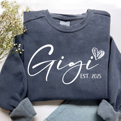 Gigi Est. 2025 Sweatshirt, Personalized Grandma Announcement Tee