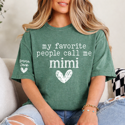 My Favorite People Call Me Mimi T-Shirt, Simple Mimi Grandma Tee with Heart Graphic For Gift Grandma and Kids
