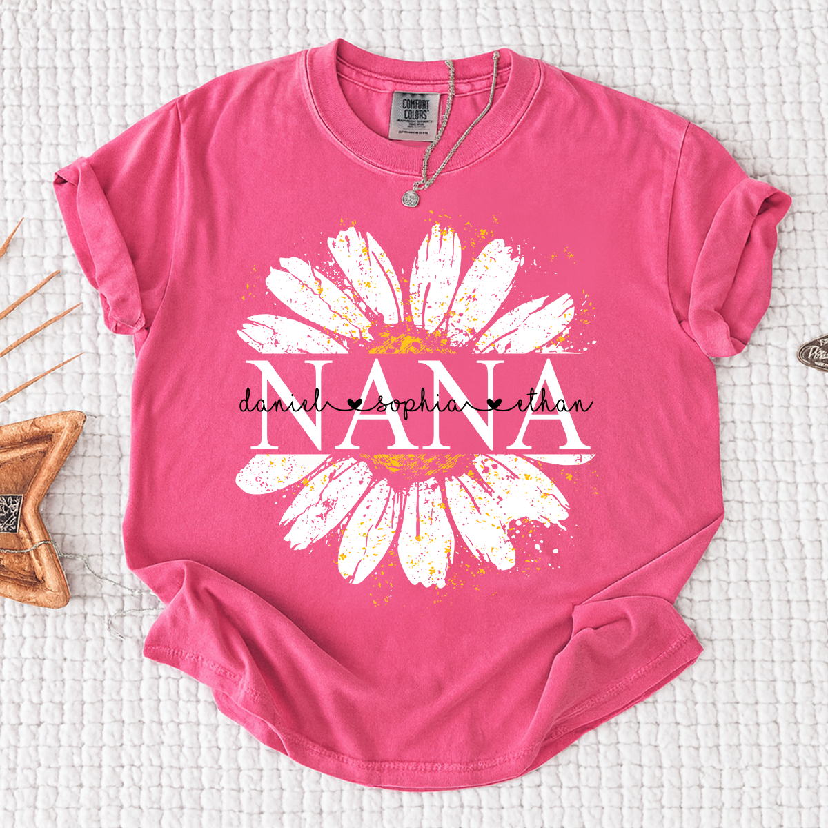 Comfort Colors Personalized Nana Shirt with Beautiful Daisy Print – Custom Grandma Gift with Children’s Names