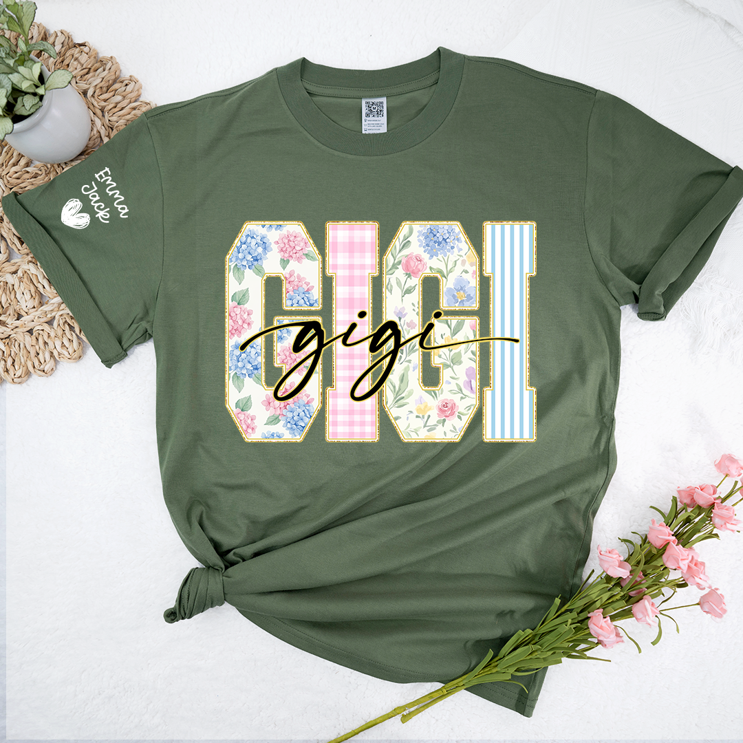 Custom Gigi T Shirt for Women, Personalized Grandma Tee, Floral Pattern Letters Graphic Shirt, Family Love Gift for Gigi