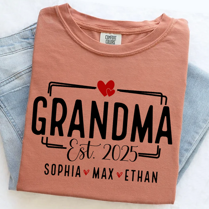Comfort Colors® Personalized with Heart, Grandma And Kids
