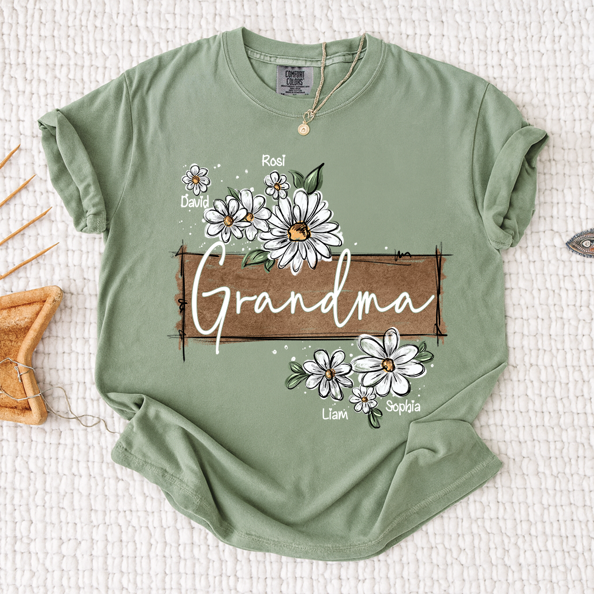 Comfort Colors® Personalized Mimi Floral Shirt, Custom Grandma T-Shirt with Daisy Design For Gitf Family