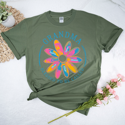 Personalized Grandma Pink Daisy Shirt, Custom Kids Names Floral Tee, Blessed Grandma Gift, Trendy Family Matching Shirt