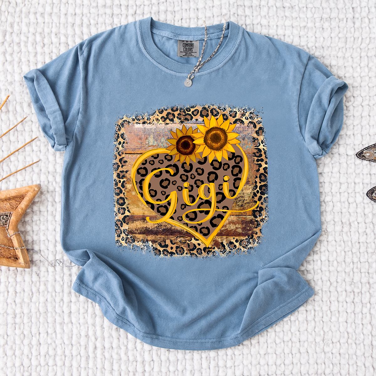 Comfort Colors Leopard Print Gigi Shirt, Personalized Sunflower Heart T-Shirt, Cute Grandmother Gift, Gigi Floral Leopard Tee, Gift for Mother's Day