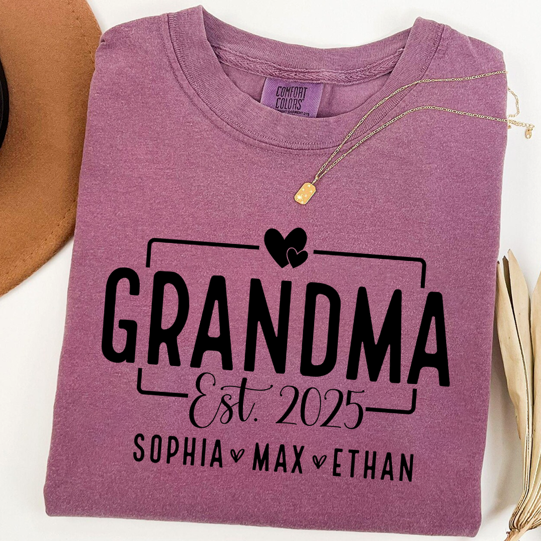 Comfort Colors® Personalized Name Shirt with Heart, Grandma And Kids Gift Tee