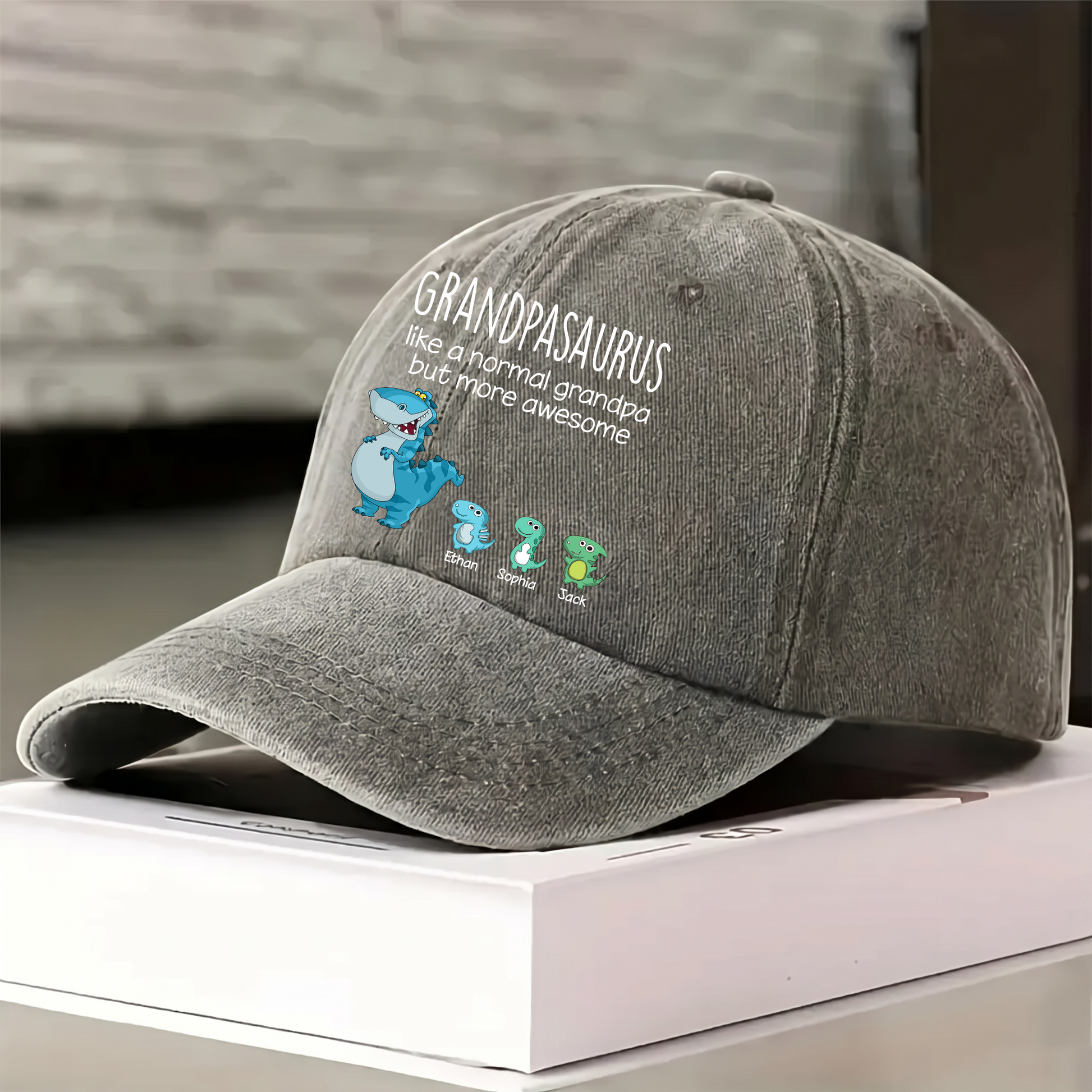 Grandpasaurus Dinosaur Hat for Grandpa, Funny Grandpa Cap with Cute Dino Family Design, Personalized Fathers Day Birthday Gift for Grandfather Dad Men