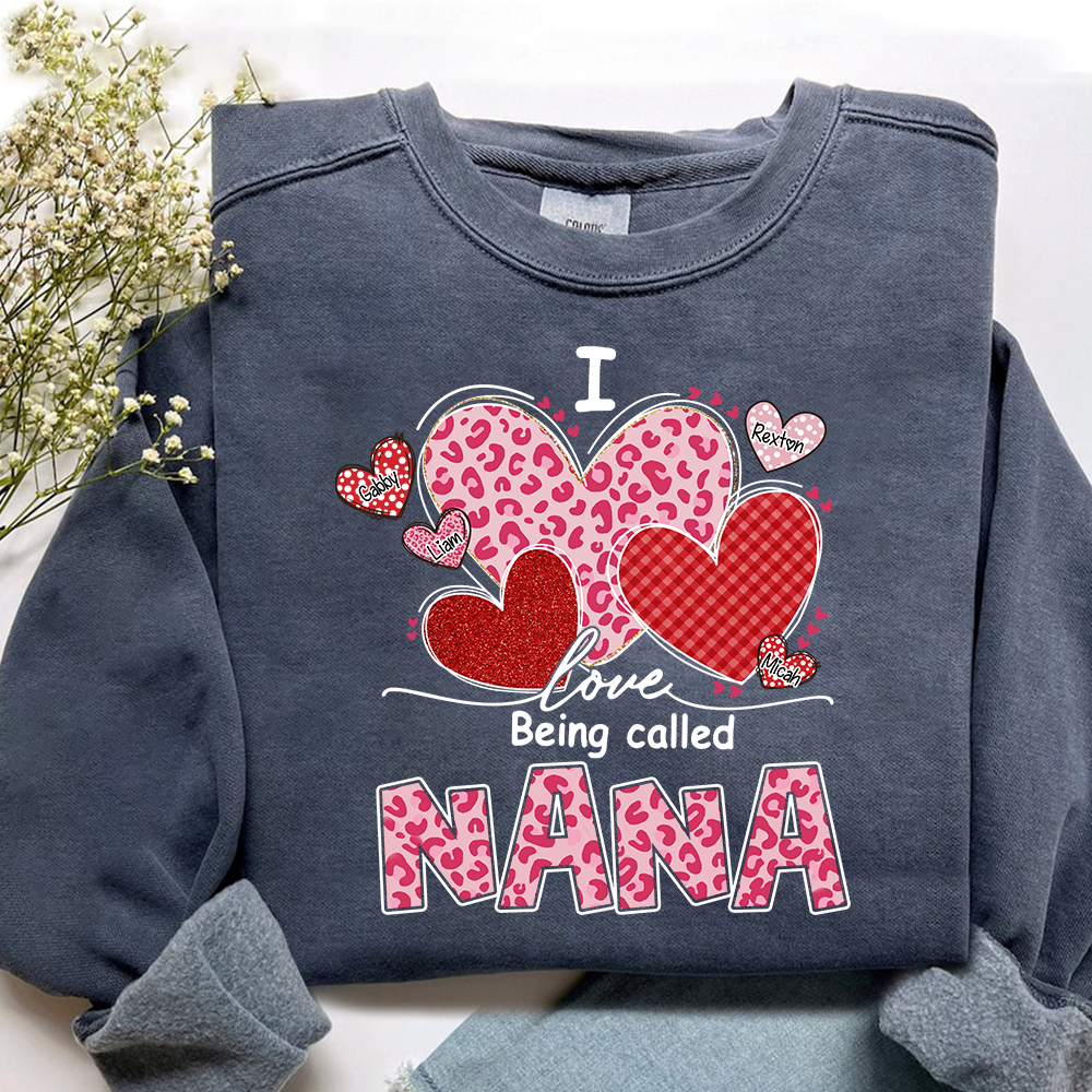I Love Being a Nana Design, Cute Nana Sweatshirt, I For Gift Grandma And Kids