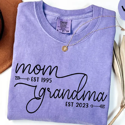 Personalized Mom to Grandma Shirt – Custom EST Year T-Shirt – Cute Mother's Day Gift for New Grandmothers, Pregnancy Reveal, or Birthday
