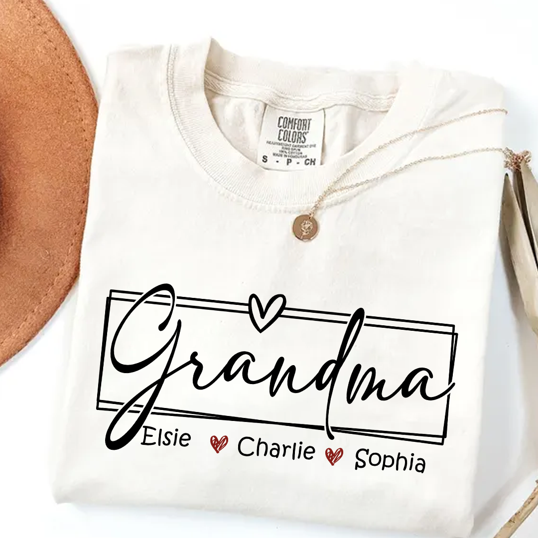 Personalized Grandma Shirt – Custom Family Name T-Shirt with Grandkids' Names – Gift for Grandma, Nana, Mom – Mother's Day, Birthday Gift