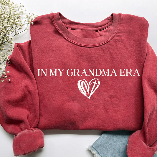 In My Grandma Era Sweatshirt, Cute Heart Graphic Tee for Grandma