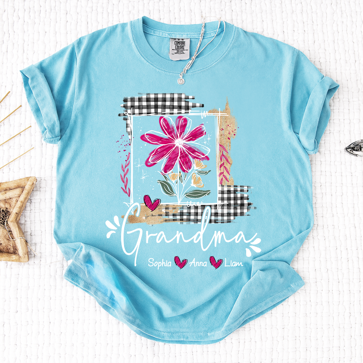 Comfort Colors® Personalized Grandma Shirt with Family Names, Custom Floral Daisy Design, Perfect Gift for Grandma
