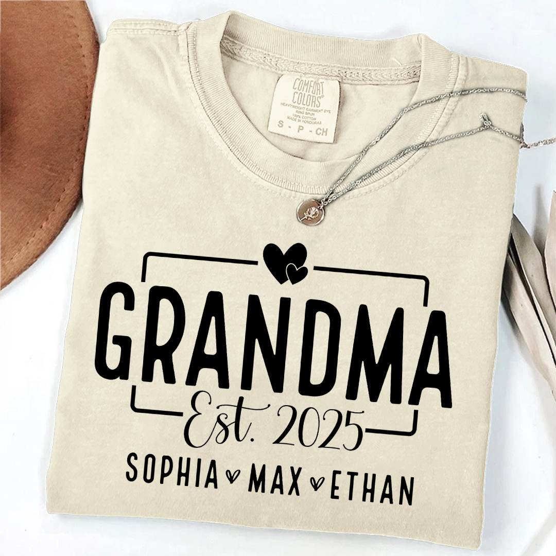 Comfort Colors® Personalized Name Shirt with Heart, Grandma And Kids Gift Tee