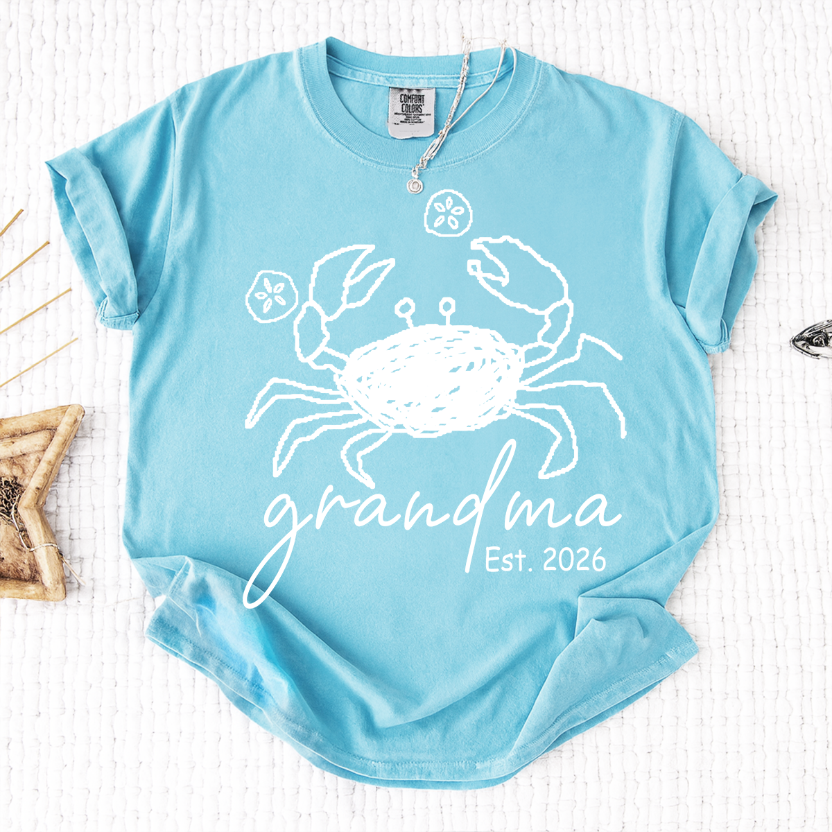 Grandma Summer Vibes Crab Shirt, Coastal Grandma T Shirt, Funny Beach Grandma Graphic Tee, Summer Vacation Gift for Grandma