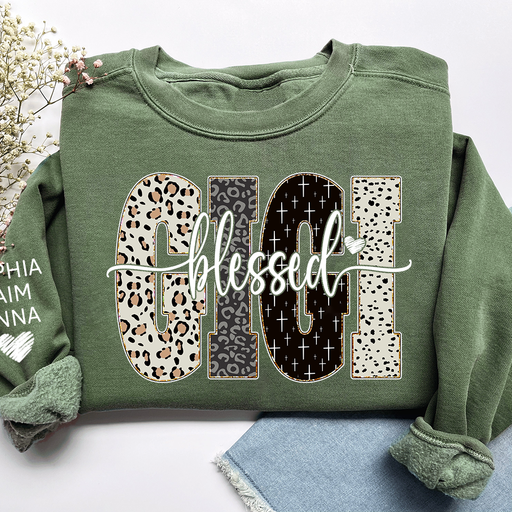 Personalized Blessed Gigi Leopard Sweatshirt – Custom Bible Style Design, Unique Gift for Grandma and Her Grandkids