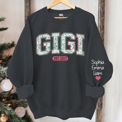 Personalized Gigi Est Leopard With Kids Christmas Sweatshirt