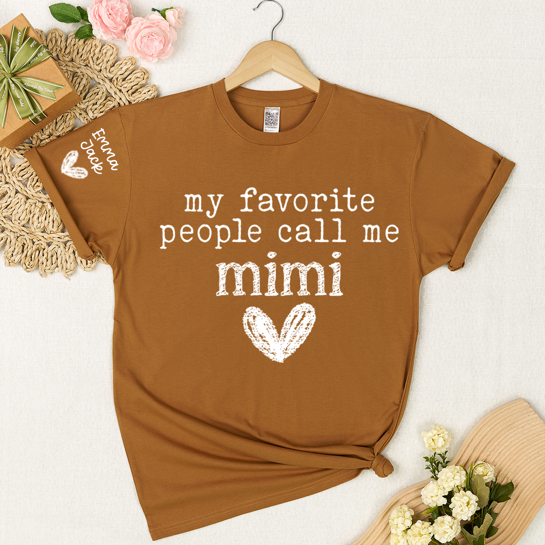 My Favorite People Call Me Mimi T-Shirt, Simple Mimi Grandma Tee with Heart Graphic For Gift Grandma and Kids
