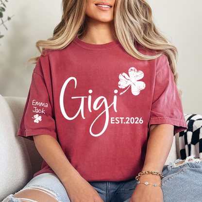 Gigi Shamrock Shirt For St Patrick’s Day, Cute Green Family T-Shirt For Grandma With The Names
