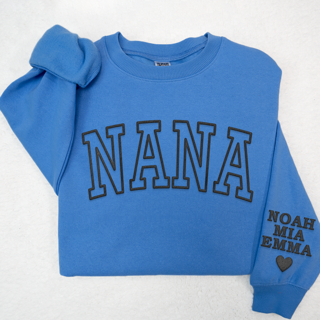 Personalized Mama Sweatshirt, With Kid Names On Sleeve, Mothers Day Gift LTP01